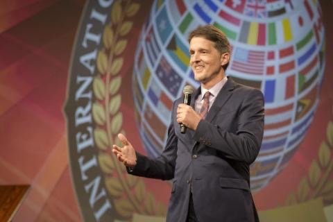 Srdjan speaking on international stage